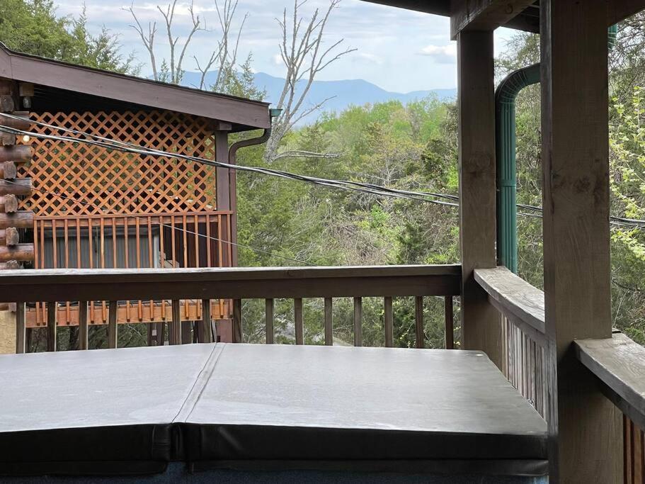 Peace By The Lake Sevierville Extérieur photo