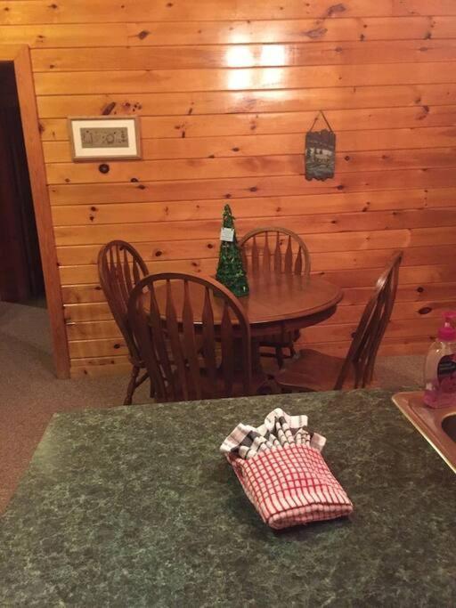 Peace By The Lake Sevierville Extérieur photo